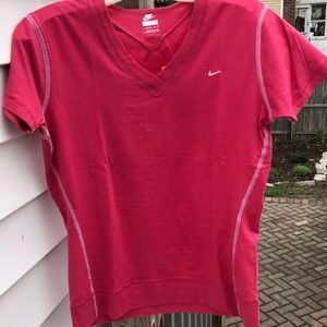 Nike Women’s V Neck Top NWT